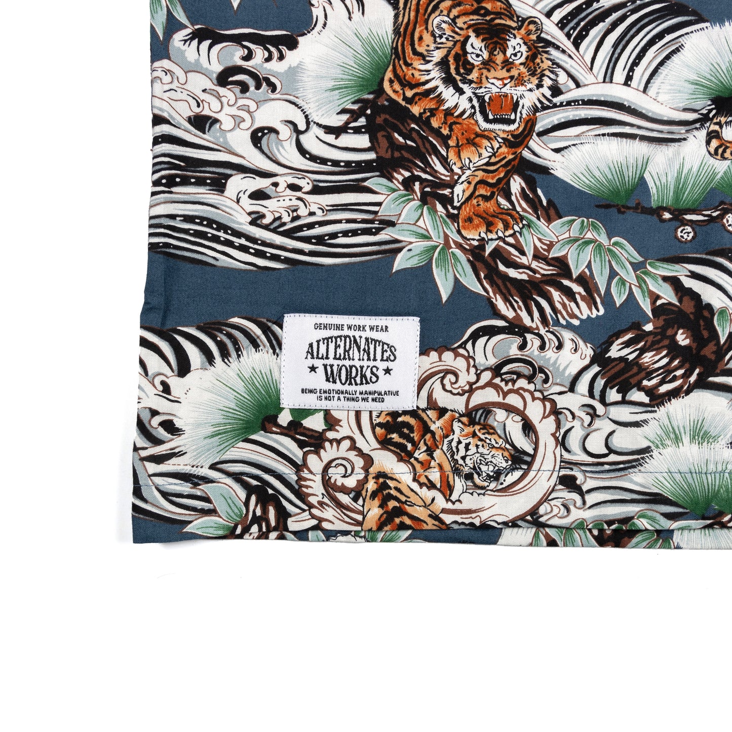 Alternates & Co. Hawaii Tiger Open Shirt (Blue)